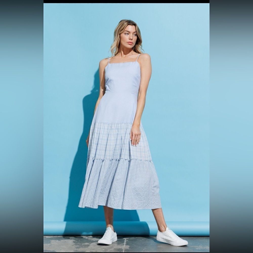 Hersy maxi dress white light blue strappy dress and detail on the back New